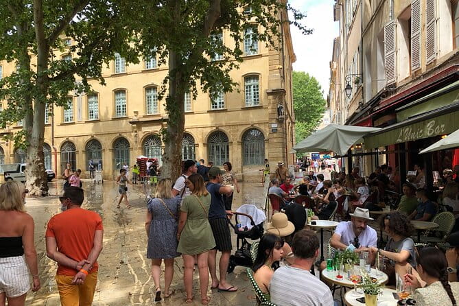 Historical visit/Treasure Hunt of Aix en Provence - Key Highlights of the Itinerary