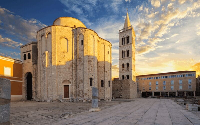 History Walking Tour in Old Center Zadar with Licenced Guide - The Unique Experience of a Short, Focused Tour