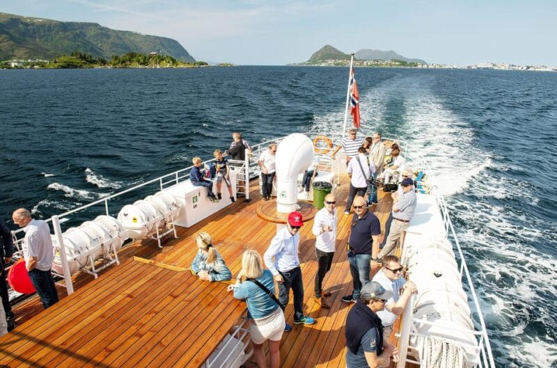 Hjørundfjord Fjord Cruise roundtrip from Ålesund - Who Will Love This Experience?