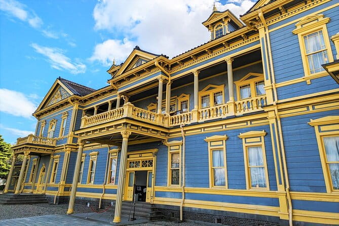 Hokkaido Hakodate Cherry Blossom 2D1N Bus Tour From Sapporo - Why Choose This Tour?