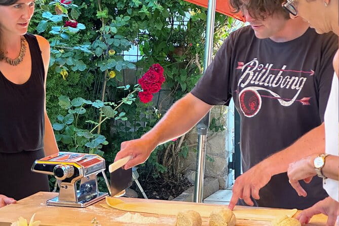 Homemade Italian Lasagna Experience with a Local Family - Who Is This Experience Best For?