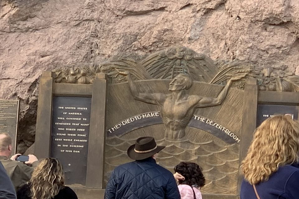 Hoover Dam & Red Rock: An Unforgettable Self-Guided Tour - Tour Features and App