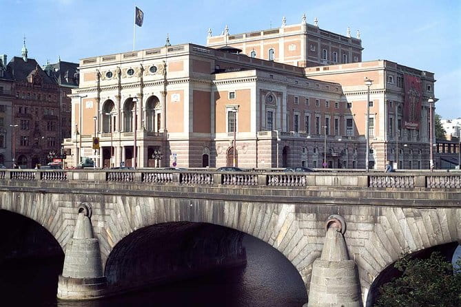 Hop-On Hop-Off Bus and Boat Ticket in Stockholm - Exploring Stockholm by Hop-On Hop-Off: What You Need to Know