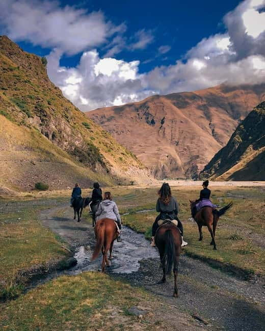 Horse Riding in Kazbegi, Sno Valley - Key points / Takeaways