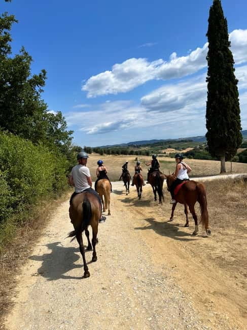Horseback Ride in Tuscany with Lunch in da Vincis Land - Exploring Tuscany on Horseback: What to Expect