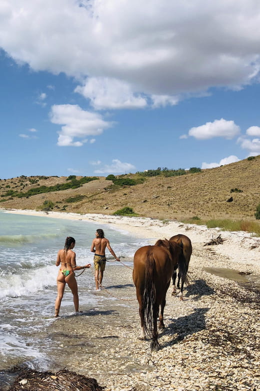 Horseback riding in the beaches of Sciacca - Discovering the Beaches of Sciacca by Horseback