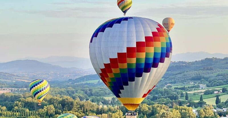 Hot air balloon flight in Tuscany - The magic of a gentle flight