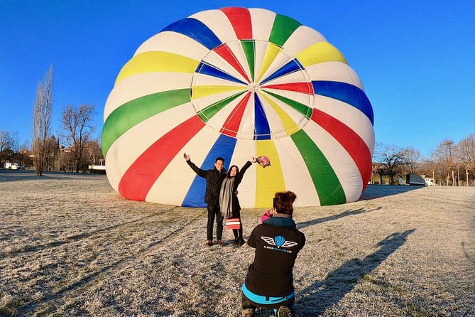 Hot Air Balloon with Champagne, Optional Photos,Video & Breakfast - A Look at the Hot Air Balloon Experience in Girona, Spain
