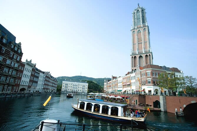 Huis Ten Bosch Full Day Bus Tour From Hakata - Inclusions