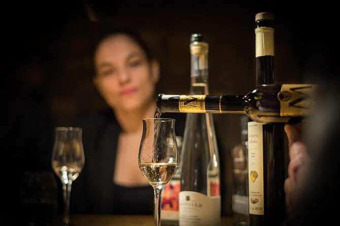 Hungarian Gastro Cellar: Assisted Tasting Options - The Different Tasting Options and What They Offer