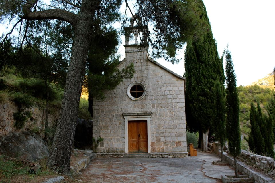 Hvar Abandoned Village Tour With Local Dinner - Reservation and Cancellation Policy
