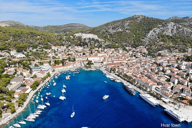 Hvar and Pakleni Tour with Speedboat Ride from Split or Trogir - In-Depth Look at the Tour Experience