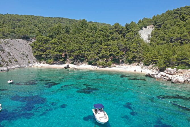 Hvar & Pakleni islands - Private speedboat tour - In The Sum Up