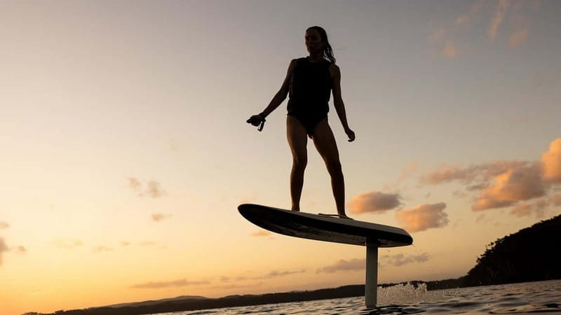 Hyères: 30-minute Efoil introduction - The Hyères E-Foil Experience in Detail