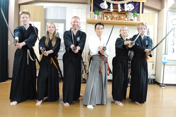 IAIDO SAMURAI Experience With Real SWARD and ARMER - Cutting the Tatami: A Test of Skill and Precision
