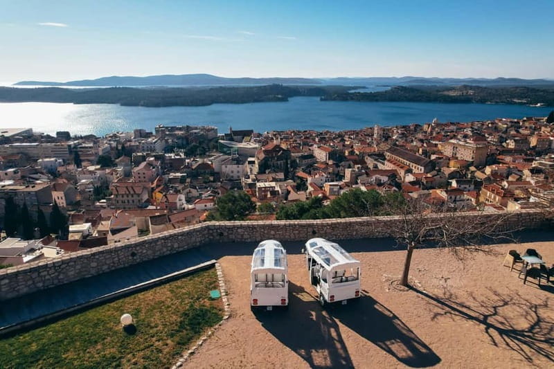 ibenik: 3 hours City&wine tour, tasting and fortresses inc - Exploring the Old Town’s Charm
