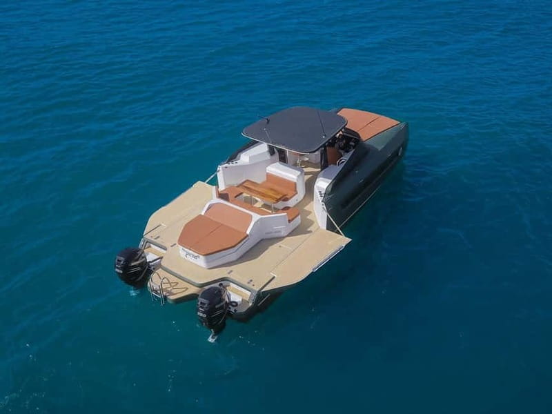 Ibiza: Breakfast Cruise on James Bond themed yacht - The Experience in Detail: Setting Sail in Style and Comfort