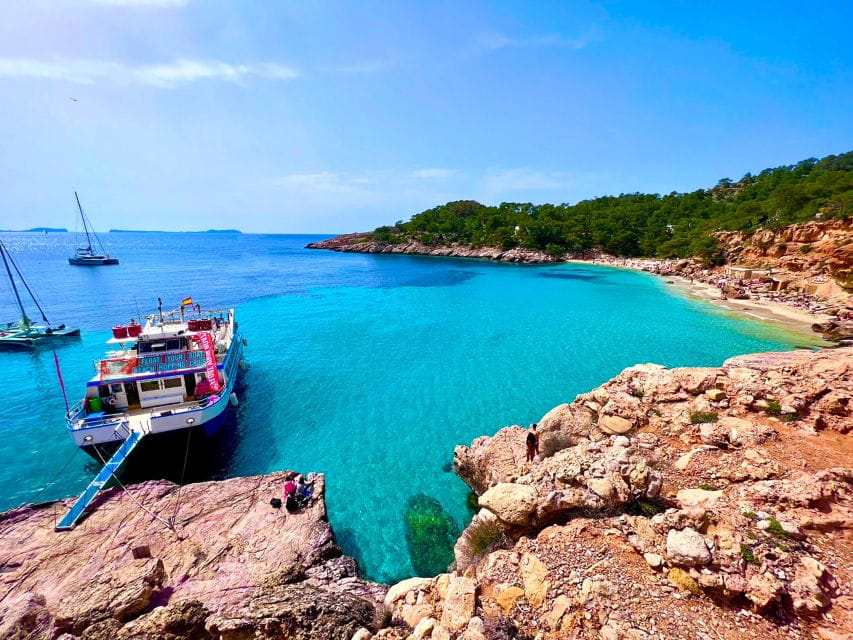 Ibiza: Cala Salada & North Cruise With Drinks & Snorkeling - Overview and Pricing