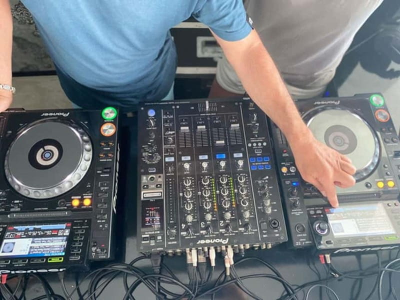 IBIZA DJ lesson, sunset and party at Cafe del Mar - The Sunset and Party at Café del Mar