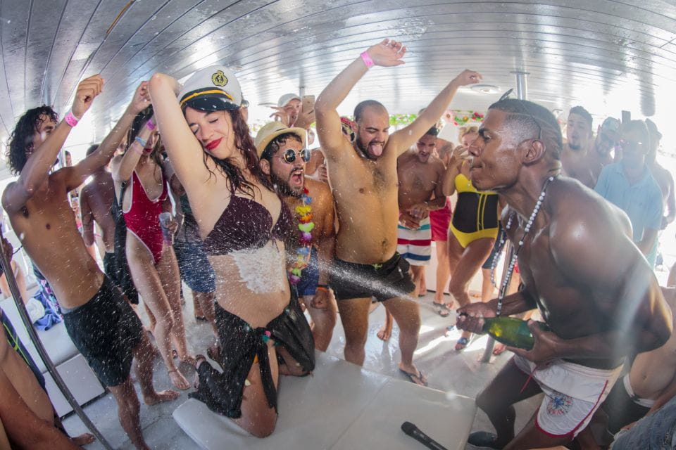 Ibiza: Hot Boat Party With Open Bar - Experience Highlights