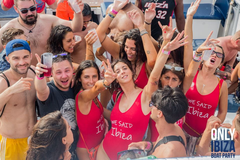 Ibiza: Hot Boat Party With Open Bar - Itinerary