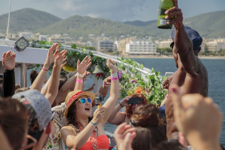 Ibiza: Hot Boat Party With Open Bar - Meeting Point
