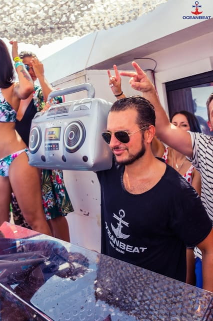 Ibiza: Ocean Club Boat Party with Premium Drinks, Food, & DJ - Why This Experience Is a Deal for Party Lovers