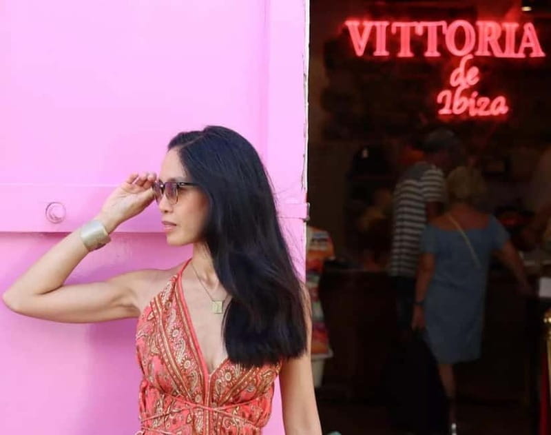 Ibiza: Private Photo Shoot with a Professional Photographer - Discovering Ibiza’s Old Town: A Photographic Journey