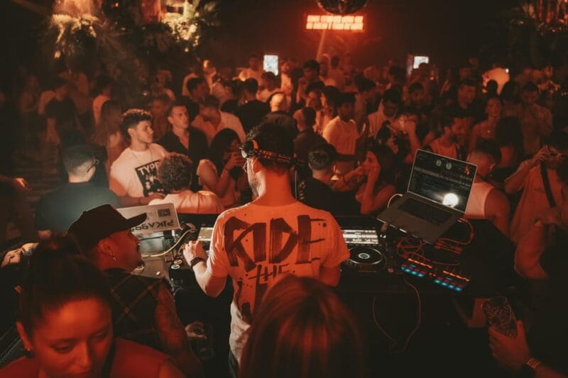 Ibiza: Reggaeton Party Entry Ticket - Inside the Ibiza Reggaeton Party: A Detailed Look