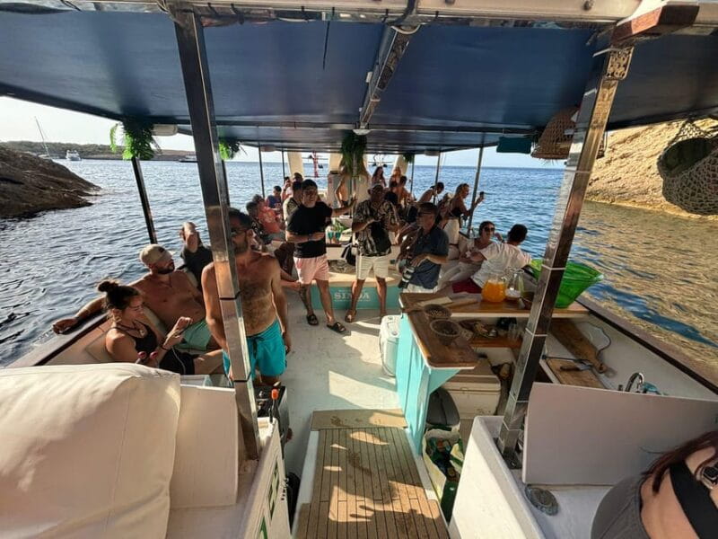 Ibiza: Sunset Boat Tour with Water Sports, Open Bar & Tapas - Practical Tips for Booking and Enjoying