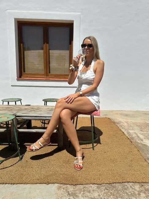 Ibiza Wine Tour: Wine Tasting + Tapas at Winery - Discovering Ibizas Hidden Wine Charm: An Honest Review of the Wine Tasting & Tapas Experience