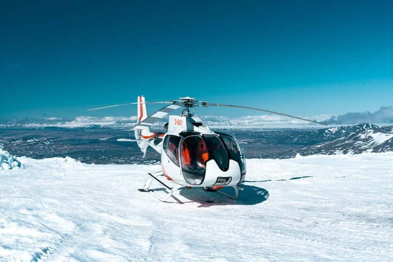 Ice Cave tour with Helicopter - An Unforgettable Flight to Iceland’s Icy Heart