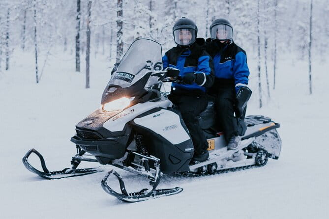 Ice Fishing by Snowmobile in Levi - FAQs About the Ice Fishing by Snowmobile Experience