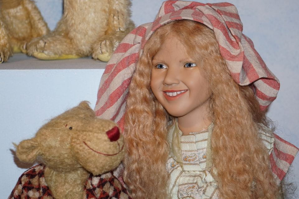 Icod De Los Vinos: Artlandya Doll World Entry Ticket & Tour - Experience and Highlights