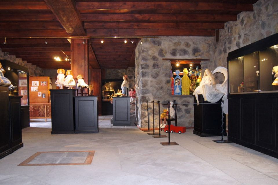 Icod De Los Vinos: Artlandya Doll World Entry Ticket & Tour - Visitor Reviews