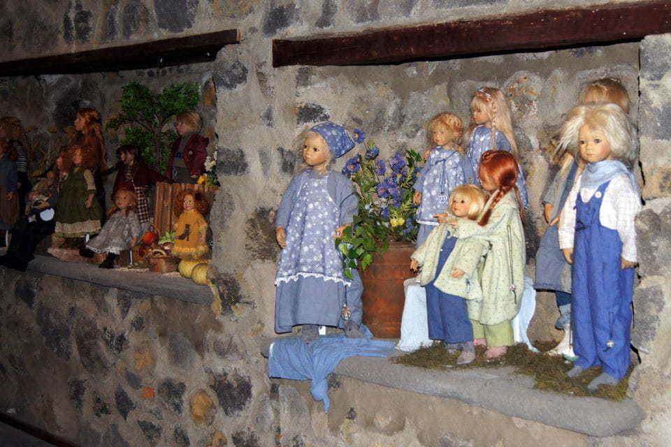 Icod De Los Vinos: Artlandya Doll World Entry Ticket & Tour - Nearby Attractions