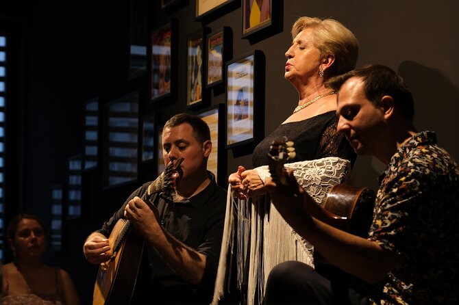 Ideal Fado Club - Key Points