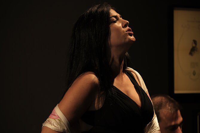 Ideal Fado Club - Accessibility and Transportation