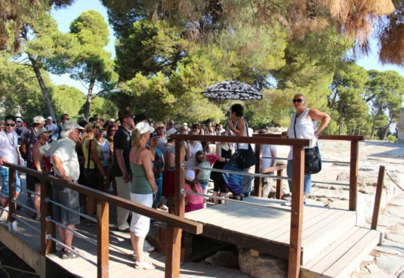 Ierapetra: Knossos Palace and Heraklion Guided City Tour - Practical Details: Logistics and Value