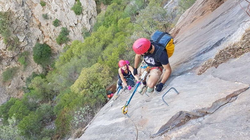 Iglesias: Abseiling in the Gutturu Xeu Canyon - FAQ