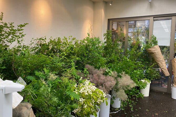 Ikebana Experience Tour in Kyoto - Meeting and Pickup Details