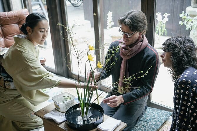 Ikebana Traditional Japanese Art of Flower Arranging - Key Points
