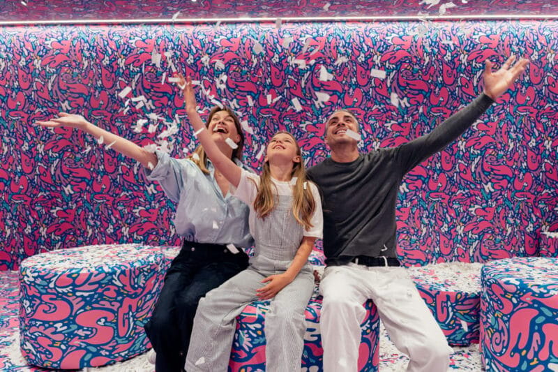 IKONO Berlin. Immersive Experience - A Fresh Take on Berlin’s Art Scene: IKONO’s Unique Immersive Experience