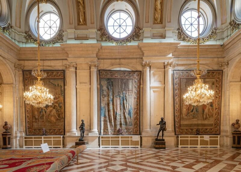 Immerse in History: Madrid's Royal Palace - Logistics: From Meeting to Departure