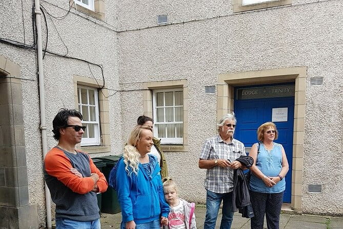 In and Out the Dusty Closes - A Deep Dive into the Experience