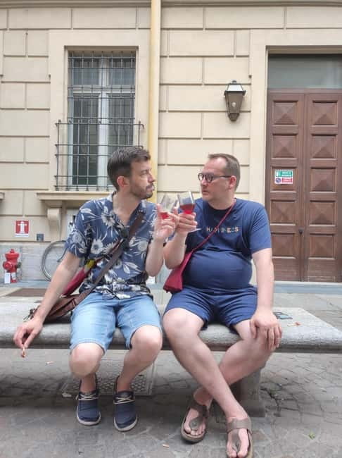 In Turin a walking tour between art and wine tasting - Key points / Takeaways