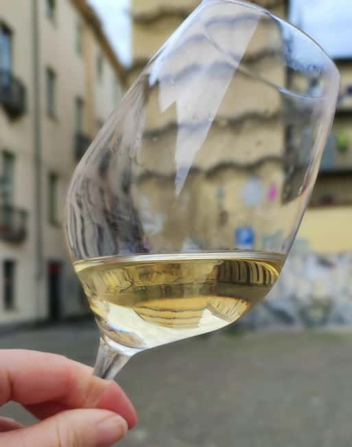 In Turin a walking tour between art and wine tasting - Visiting a Renaissance palace and second tasting