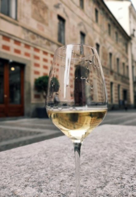 In Turin a walking tour between art and wine tasting - Who is this tour best for?