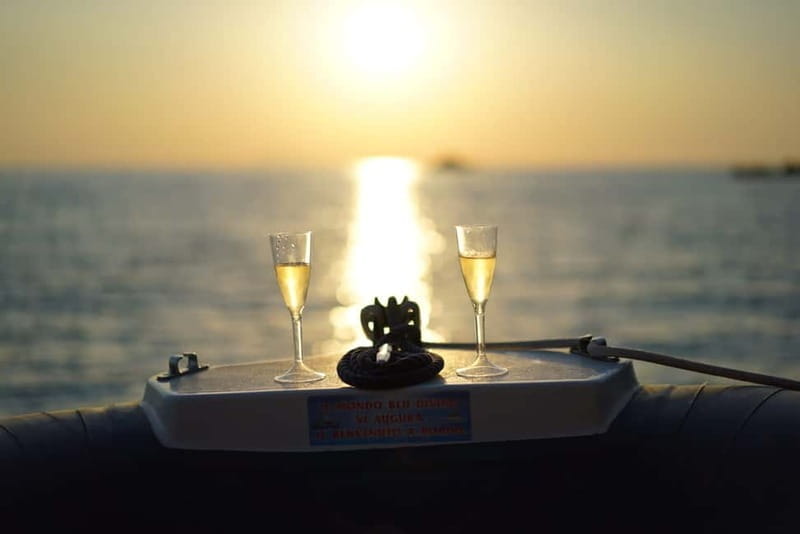 Incantevole Tour al tramonto con sosta a Praia i Focu - Discovering Calabria’s Coast by Boat