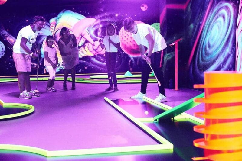 Innsbruck: 3D Mini Golf with Dazzling Light Effects - Innsbruck’s 3D Mini Golf: A Light-Infused Spin on a Classic Game